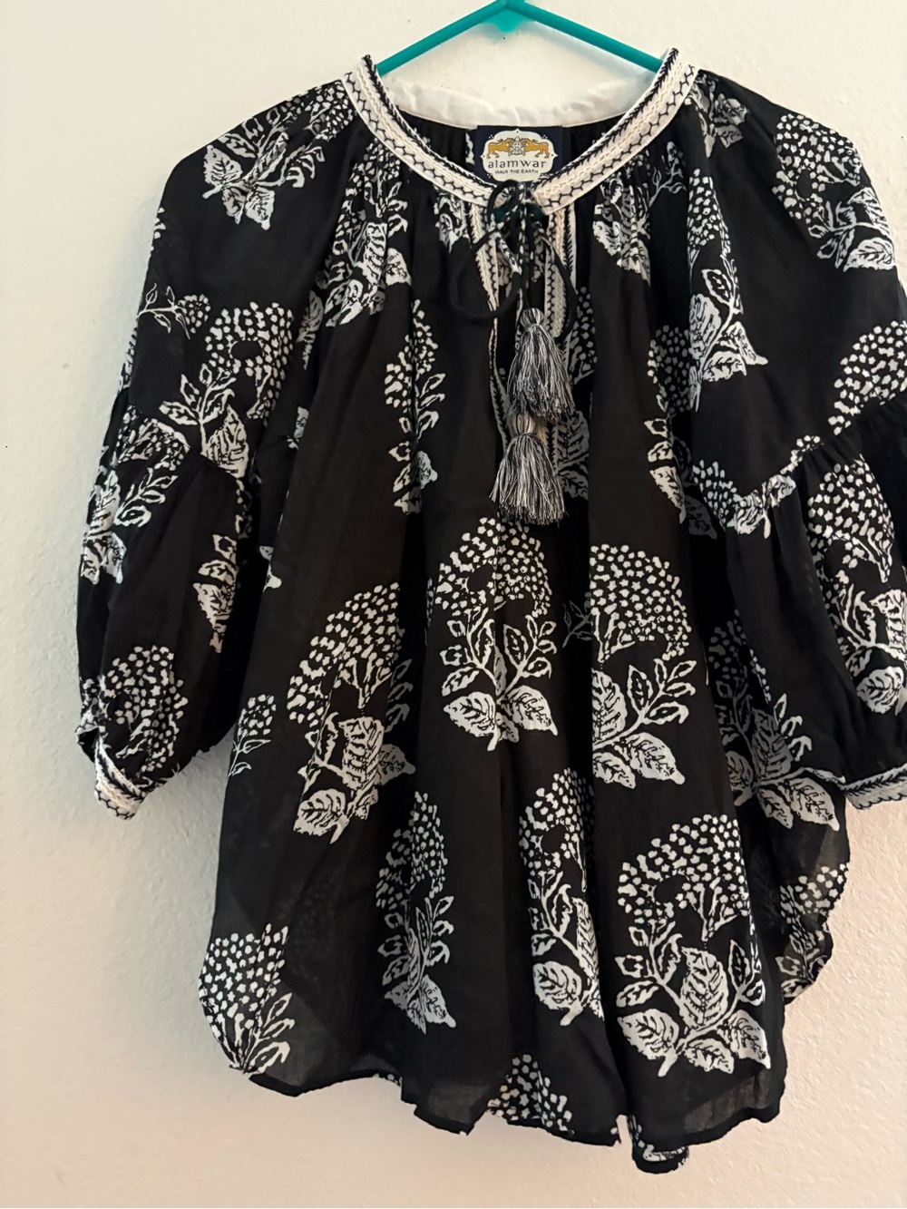 Alamar Black & White Floral Tassel Peasant Top